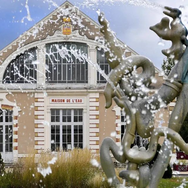 photo la maison de l’eau a ouvert en 1997.  ©  archives le maine libre - yvon loué