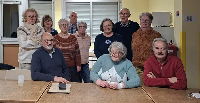 photo  les participants au conseil d’administration.  &copy;  maisons pour tous 