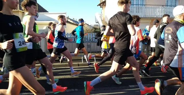 photo  presque 600 coureurs se sont élancés sur les 5 kilomètres.  &copy;  ouest-france 