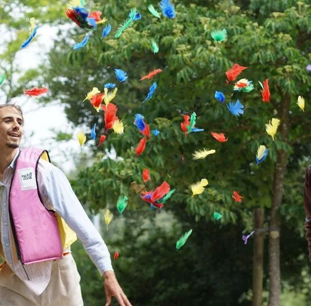 photo dans « babil », la compagnie la turbulente revisite le mythe de la tour de babel.  ©  lénaïg jan