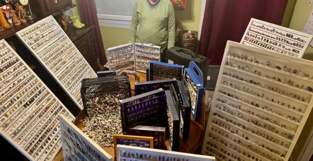 photo  depuis des dizaines d’années, philippe chauvel accumule les fèves chez lui. selon ses estimations, il en aurait plus de 20 000.  &copy;  ouest-france 