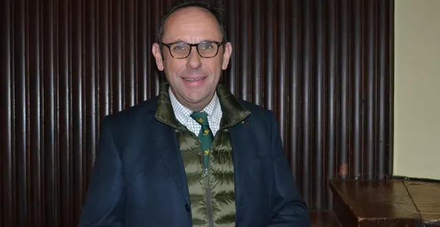 photo  antoine d’amécourt, maire d’avoise, brigue un quatrième mandat.  &copy;  le maine libre 