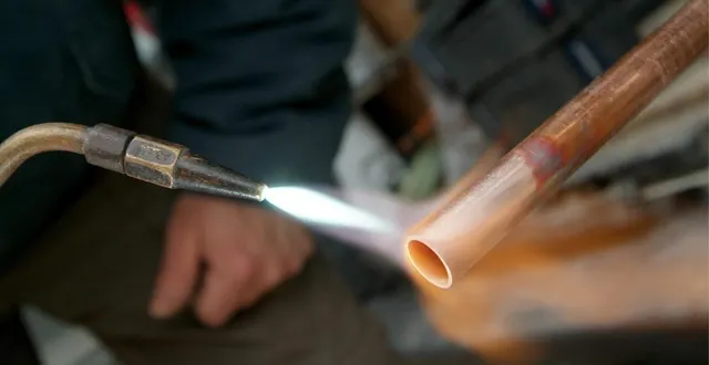 photo  les plombiers font face à un surcroît d’activité avec les températures actuelles.  &copy;  archives ouest-france 