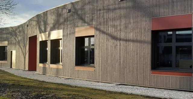 photo  l’élan, présenté comme le lieu qui fait bouger les 11-25 ans, avenue gallieni.  &copy;  ouest-france 