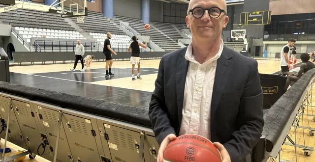 photo  thierry boisseau, président de l’étoile angers basket, espère que la réduction du nombre d’équipes permettra d’« écourter la saison ».  &copy;  photo archives co 