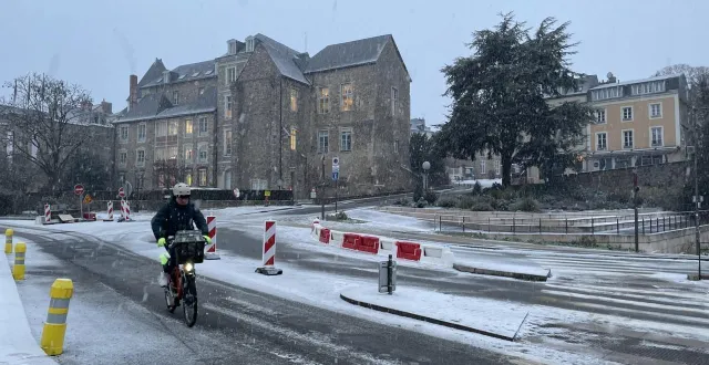photo  le trafic des transports scolaires sarthois reprendra demain, jeudi 8 janvier 2026, annonce la préfecture.  &copy;  ouest-france 
