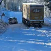 photo  quand le deuxième camion est arrivé sur la route, il a trouvé le premier à l’arrêt ; un troisième a suivi quelques heures après. 