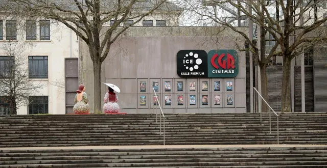 photo  sociologue et directrice au centre national de la recherche scientifique (cnrs), nathalie heinich se rend au cgr de niort devant des centaines de personnes, ce jeudi 8 janvier 2026 à 14 h 30 et abordera le thème « du wokisme » en conférence sous l’intitulé suivant : « le wokisme : libération ou nouveau totalitarisme ? »  &copy;  co - illustration benoit felace 
