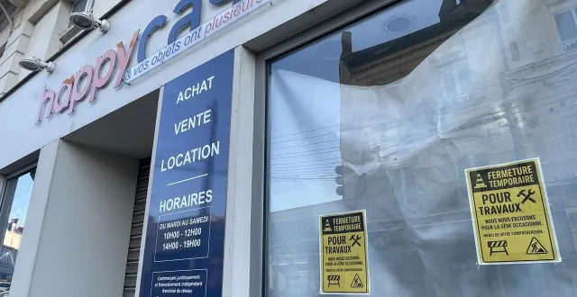 photo  depuis l’été 2025, le rideau de fer du magasin happy cash, rue carnot, est baissé. cette fermeture est définitive.  &copy;  ouest-france 
