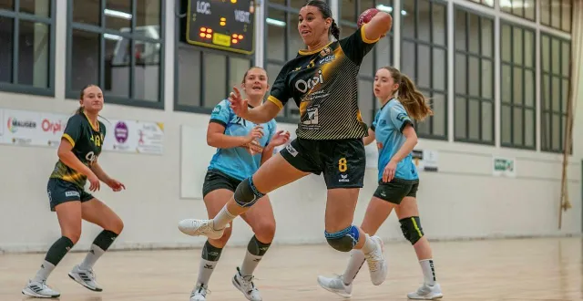 photo  les mamertines de marine marques de almeida tenteront de faire respecter la hiérarchie contre blainville.  &copy;  archives arnaud despelchain 