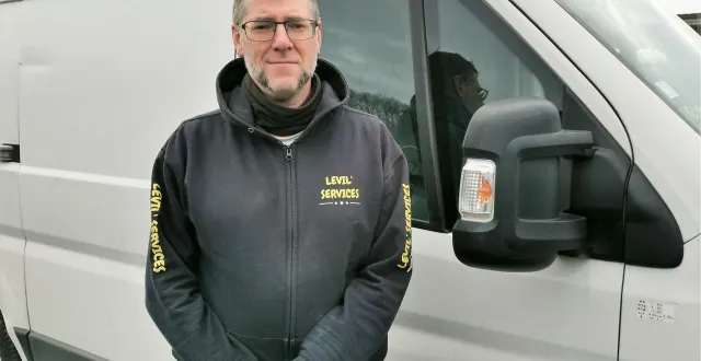 photo  yann levillain : « j’adore l’aménagement, réfléchir à des solutions pour le client ».   &copy;  le maine libre 