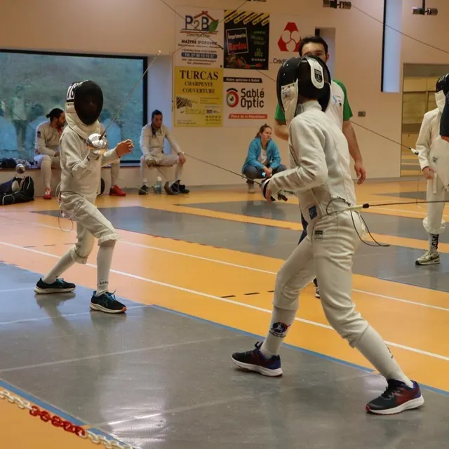 photo le challenge des p’tits doudous permet aux escrimeurs de s’exprimer et à l’association de récolter des fonds pour les enfants hospitalisés.  ©  ouest-france