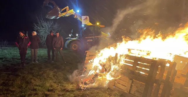 photo  des agriculteurs se mobilisent vendredi 9 janvier 2026 à flers (orne).  &copy;  ouest-france 