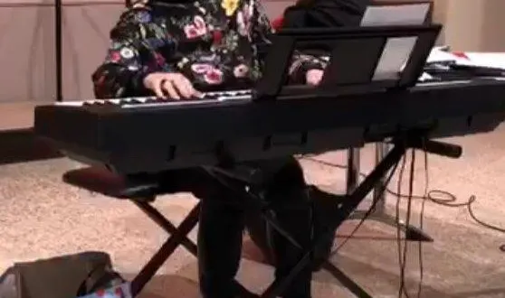 photo  marie - laure thébault, passionnée de chants et de mise en scène, propose un stage les 17 et 18 janvier aux halles denis-béalet.  &copy;  marie-laure thébault 