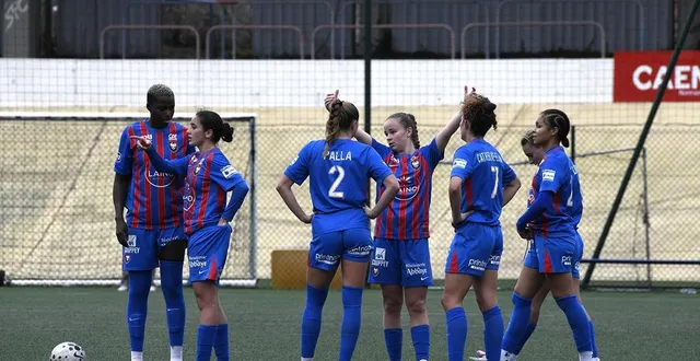photo  les joueuses du sm caen peuvent rallier les huitièmes de la coupe de france.  &copy;  gérard piwtorak 