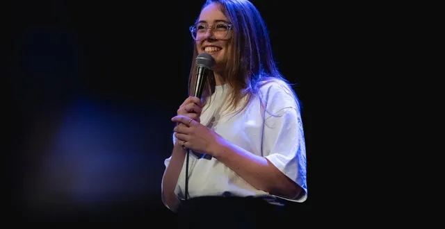photo  l’humoriste ana godefroy, suivie par 523 000 personnes sur instagram, a vécu une dizaine d’années à cholet.  &copy;  alexandre dinaut 