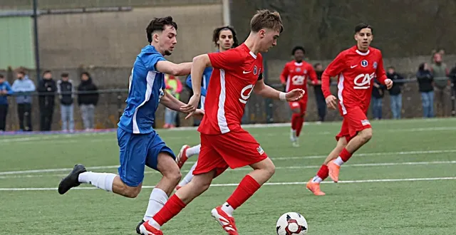 photo  dimanche, sacha benzaqui (à droite) sera le capitaine flérien.  &copy;  serge ruer 