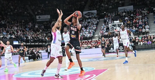 photo  lucas dufeal au shoot.  &copy;  maxppp 