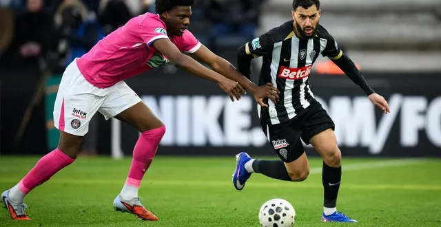photo  malgré le retour à 1-1 d’amine sbaï sur penalty, le sco a chuté aux tirs au but face à toulouse.  &copy;  loïc venance / afp 
