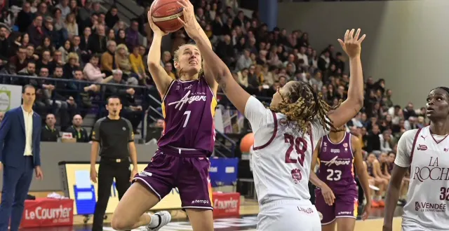 photo  laura mendez et l’ufab jouent le maintien.  &copy;  archives sebastien aubinaud 