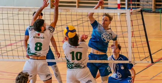 photo  coulaines a concédé une défaite logique face à fleury, dimanche 11 janvier (1-3).  &copy;  arnaud despelchain 