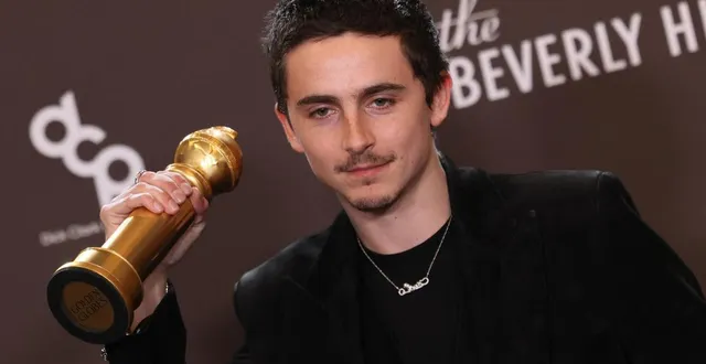 photo  timothée chalamet a remporté dimanche 11 janvier 2026 le golden globe du meilleur acteur dans une comédie pour son rôle dans « marty supreme ».  &copy;  étienne laurent / afp 