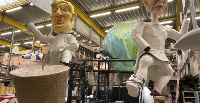 photo  cette année encore, les carnavaliers de cholet ont été largement inspirés pour la réalisation de leurs chars.  &copy;  ouest-france 