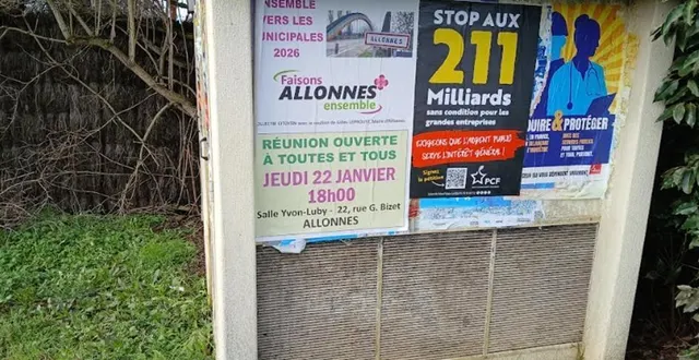 photo  une affiche de la liste faisons allonnes ensemble collée sur un emplacement non-autorisé.  &copy;  gaëtan cordelet 