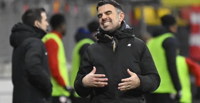 photo  patrick videira et les manceaux iront à reims pour disputer leur 8e de finale de coupe de france.  &copy;  vincent michel / ouest-france 