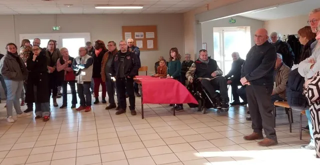 photo  les habitants étaient nombreux à assister à la présentation des vœux du maire bernard mésenge.  &copy;  ouest-france 