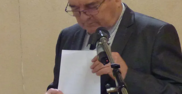 photo  jean-yves denis, maire sortant et président départemental des maires ruraux de la sarthe, passera la main en mars.  &copy;  ouest-france 