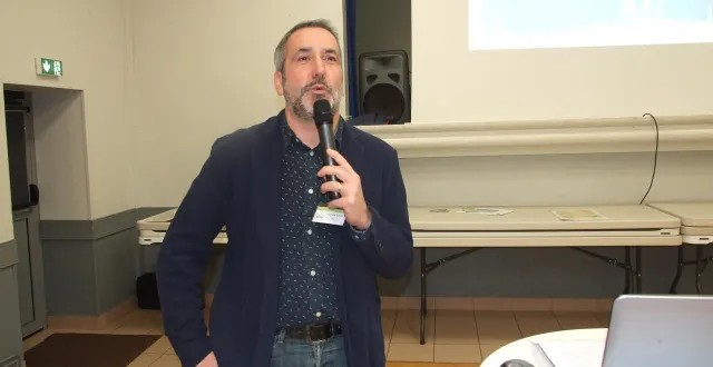 photo  stéphane ledru a annoncé qu’il briguait à nouveau le poste de maire.  &copy;  ouest-france 