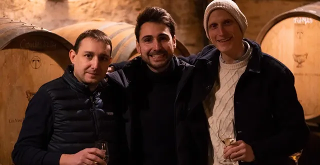 photo  savennières. amaury, aloïs et mayeul bazin de jessey (de gauche à droite) ont lancé l’opération rachat du domaine du closel afin de privilégier une reprise familiale.  &copy;  co 