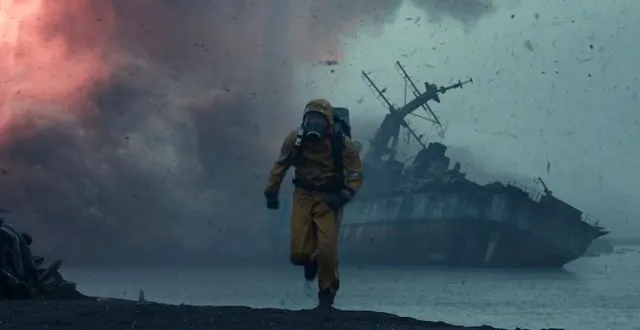 photo  gerard butler, le héros, reprend sa course pour sauver femme et enfant du chaos.  &copy;  metropolitan filmexport 