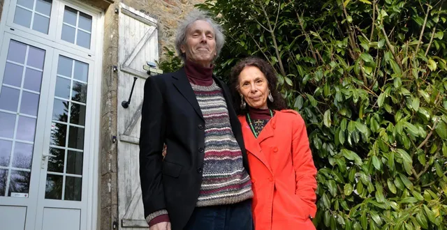 photo  maulévrier, mardi 13 janvier. le philosophe et universitaire franco-américain william franke et sa compagne béatrice machet, poète et traductrice au château de la frogerie.  &copy;  co – julien sureau 