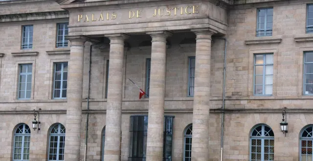 photo  deux hommes ont été condamnés par le tribunal d’alençon pour trafic et complicité.  &copy;  archives ouest-france 
