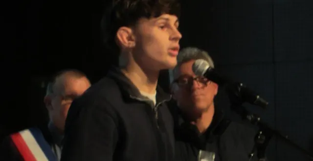 photo  le public lui a adressé une ovation toute particulière lors de la cérémonie des vœux, vendredi 9 janvier.  &copy;  co 