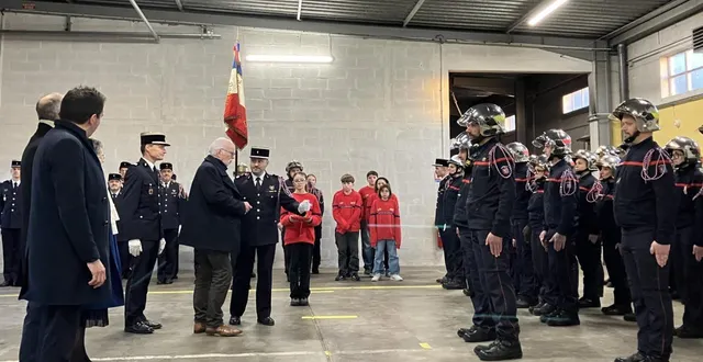 photo  la cérémonie de la sainte-barbe s’est tenue au centre de secours.  &copy;  co 