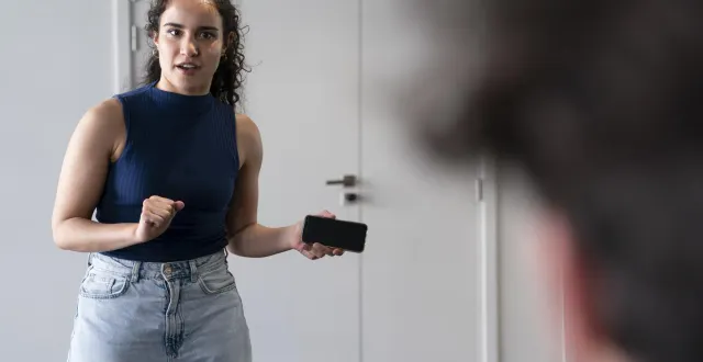 photo  photo extraite de la pièce « le processus ».  &copy;  théâtre de romette 