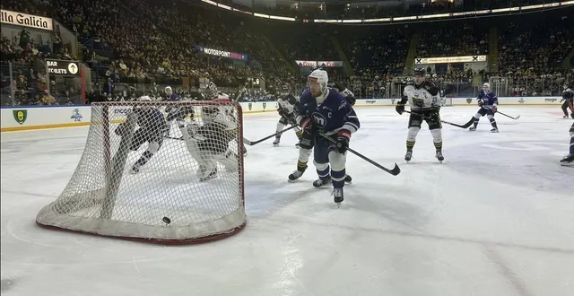 photo  a l'occasion du premier match des panthers hier contre mogo, la motorpoint arena avait presque fait le plein.  &copy;  photo co 
