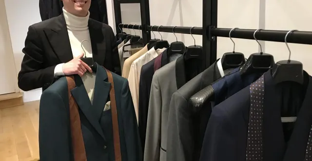 photo  la nouvelle boutique tailor trucks, rue de bressigny à angers, propose des tailleurs sur mesure.  &copy;  ouest-france 