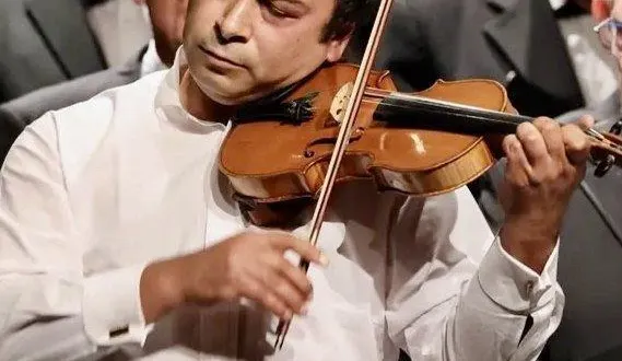 photo  liviu badiu.  &copy;  collection personnelle 