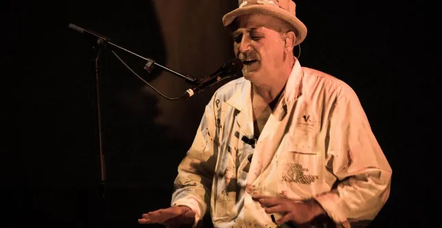 photo  andré minvielle, une voix pleine de surprises.  &copy;  archives 