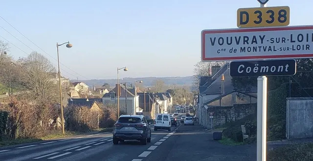 photo  entrée de la commune de vouvray-sur-loir, dans le secteur de coëmont.  &copy;  ouest-france 