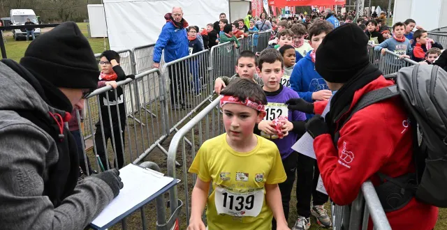 photo  dès les courses scolaires, le cross ouest-france 2026 a confirmé son succès populaire.  &copy;  jérôme fouquet / ouest-france 