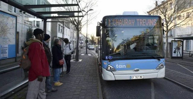 photo  « niort est à la traîne » en matière de fréquentation de transports gratuits, selon niort à gauche.  &copy;  archives co 