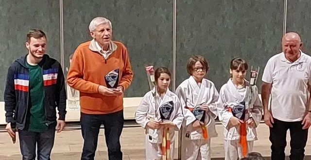 photo  lucas tonnelier, michel duveau, camille tallet, timothé cresson, karly blanchard et jean-luc lezé lors du trophée des sports.  &copy;   jc sargé 