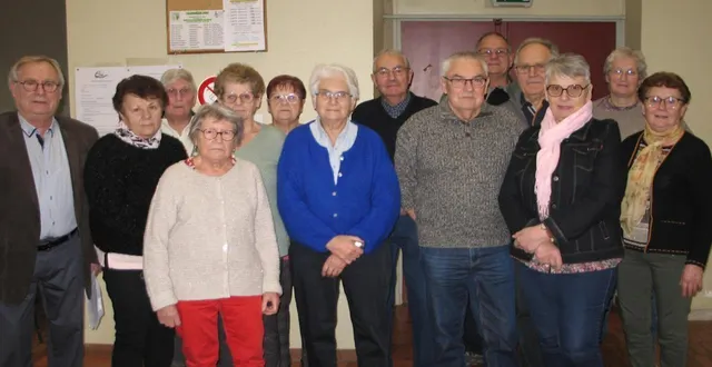 photo  roland provost souhaitant la bienvenue à ses nouveaux adhérents.  &copy;  le maine libre 