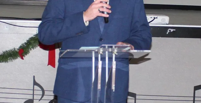 photo  jean-yves lecoq, maire de mulsanne.  &copy;  le maine libre 