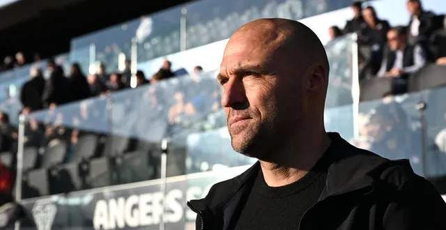 photo  alexandre dujeux est entraîneur du sco depuis mars 2023.  &copy;  thomas brégardis / ouest-france 